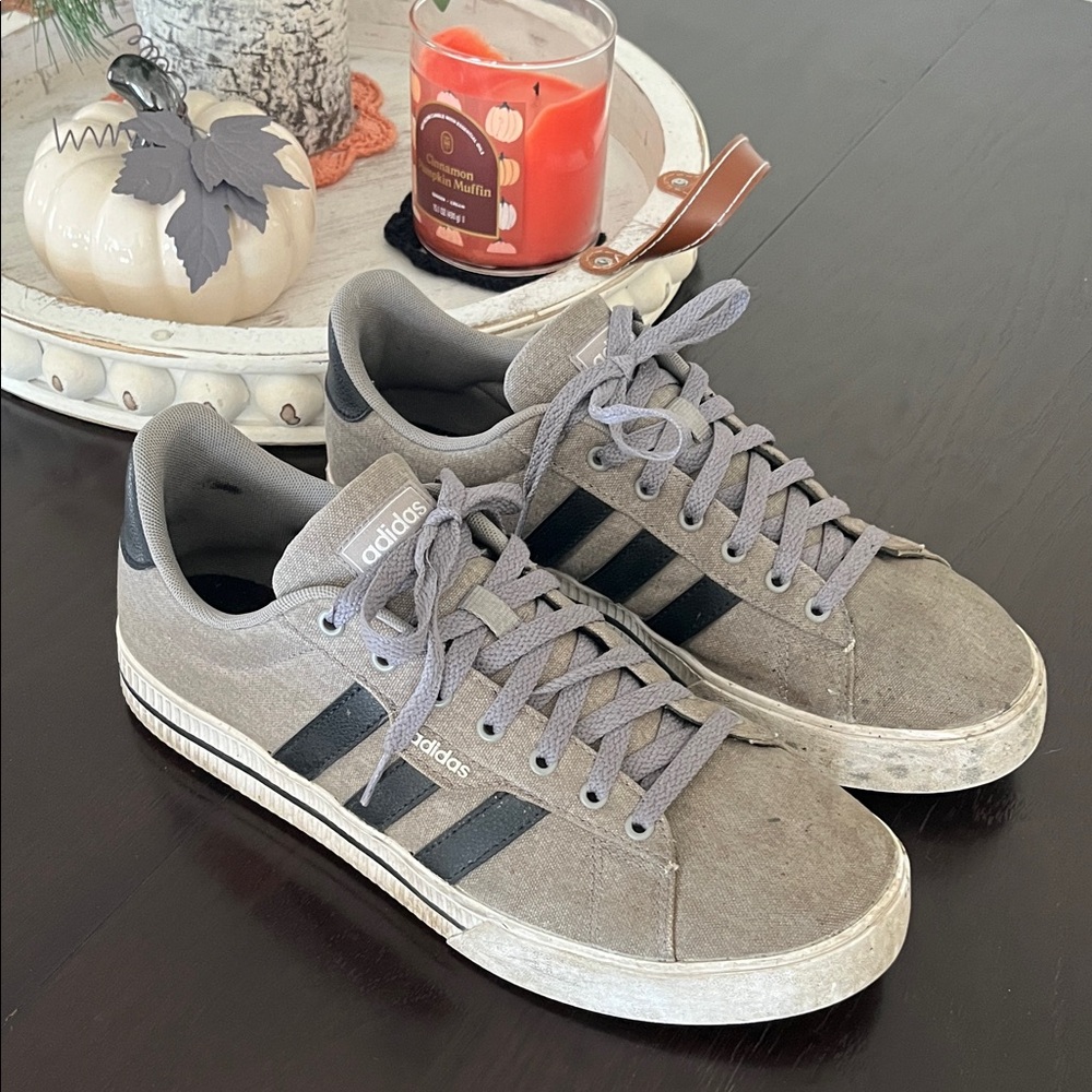 Adidas Classic Canvas Gray and Black Sneakers w/ Ortholite Cushions, Size 10.5